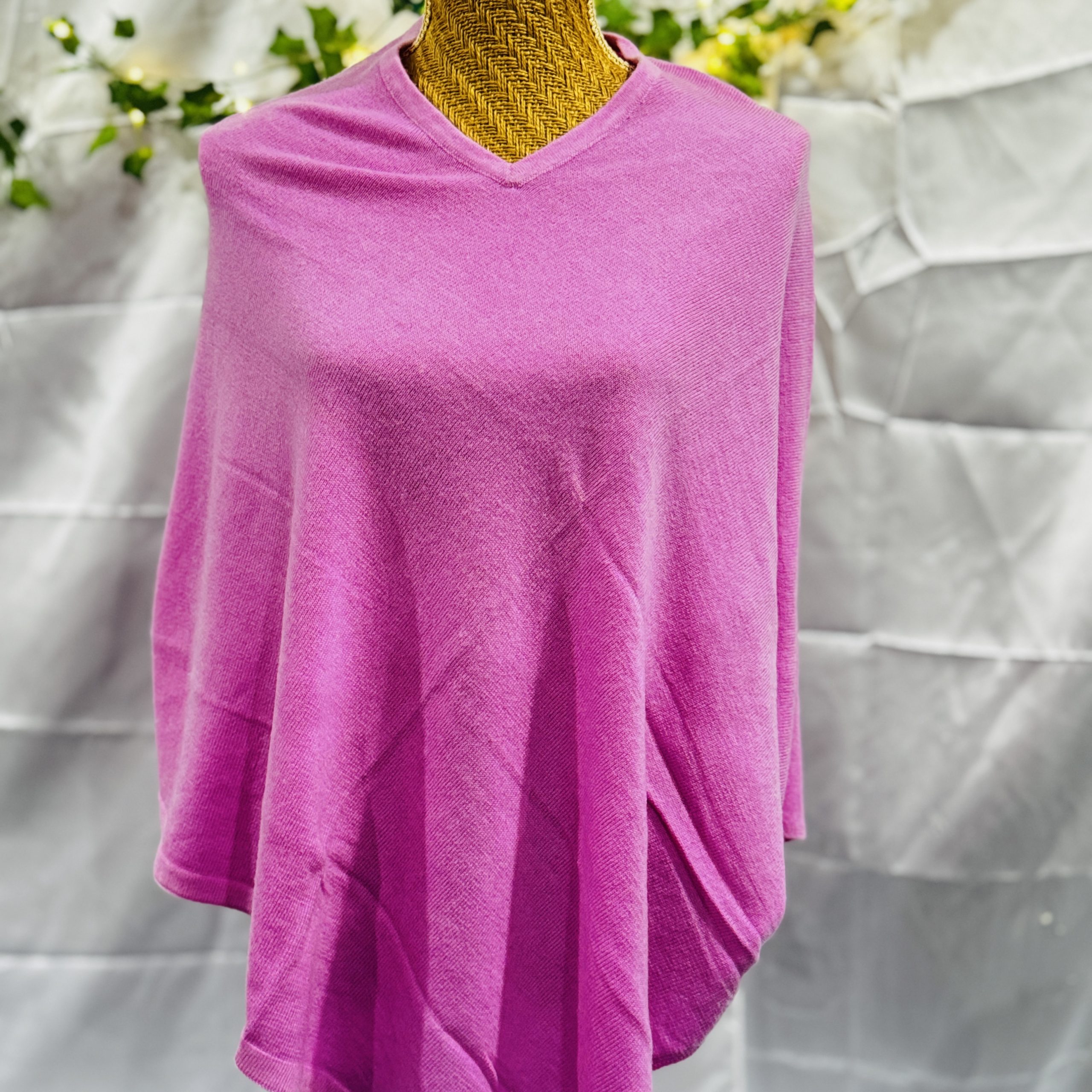 Pashmina poncho baby pink handmade in Nepal Pashmina poncho baby pink handmade in Nepal